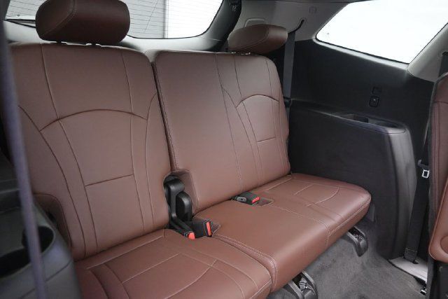 Used 2019 Buick Enclave Avenir w/ Avenir Technology Package AWD/4WD image 16
