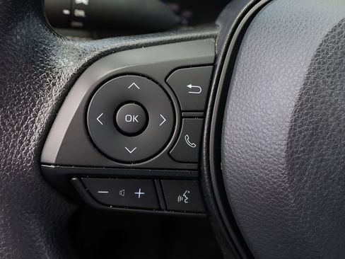 Certified 2025 Toyota RAV4 LE AWD/4WD image 19