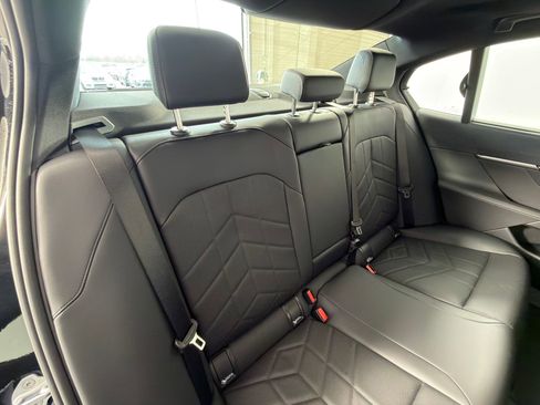 Used 2026 BMW 530i w/ Premium Package RWD image 32