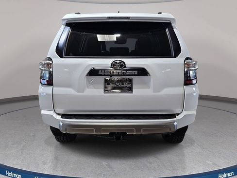 Used 2023 Toyota 4Runner TRD Off-Road Premium w/ Moonroof Package AWD/4WD image 7