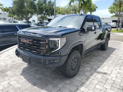 Certified 2024 GMC Sierra 1500 AT4X w/ AT4X AEV Edition AWD/4WD image 3