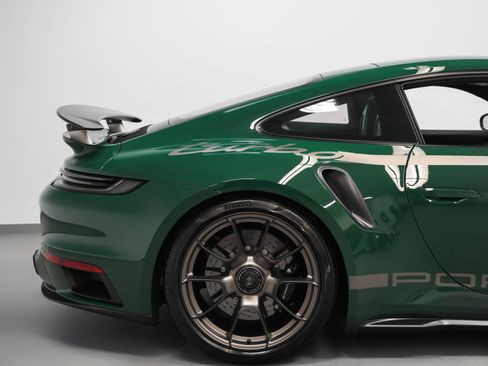 Certified 2025 Porsche 911 Turbo AWD/4WD image 15