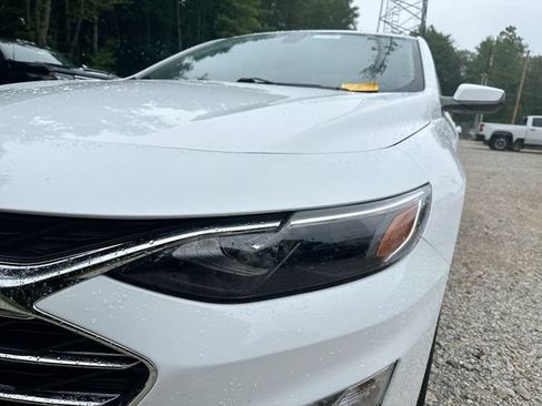Used 2020 Chevrolet Malibu LT FWD image 47