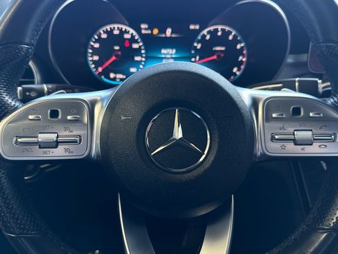Used 2022 Mercedes-Benz GLC 300 image 23