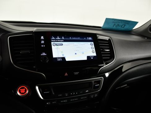 Used 2021 Honda Pilot Touring image 25