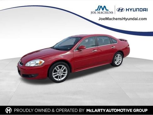 Used 2011 Chevrolet Impala LTZ FWD image 2