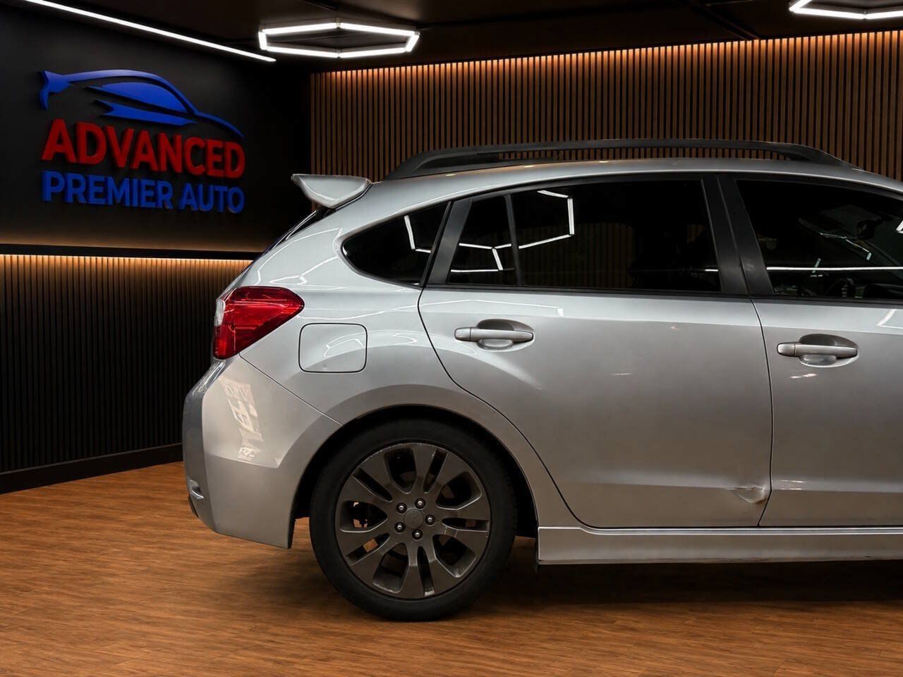 Used 2013 Subaru Impreza 2.0i Sport Premium w/ Popular Pkg 1 AWD/4WD image 10