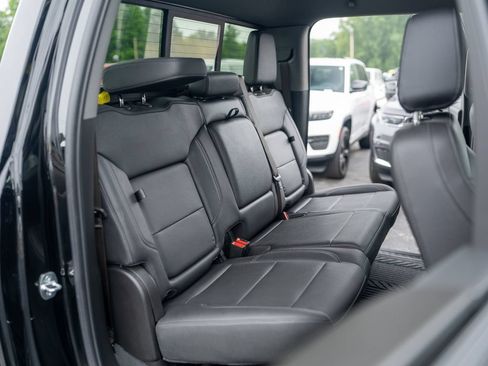Used 2024 Chevrolet Silverado 1500 LT AWD/4WD image 16