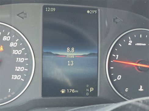 Used 2025 Mercedes-Benz Sprinter 2500 image 24