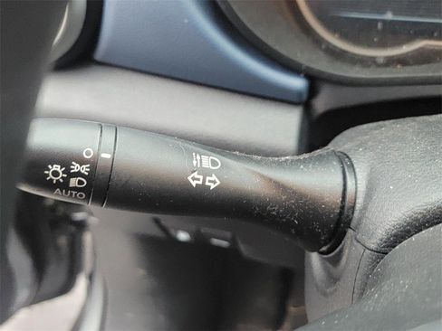 Certified 2025 Nissan Versa SV w/ Trunk Package image 16