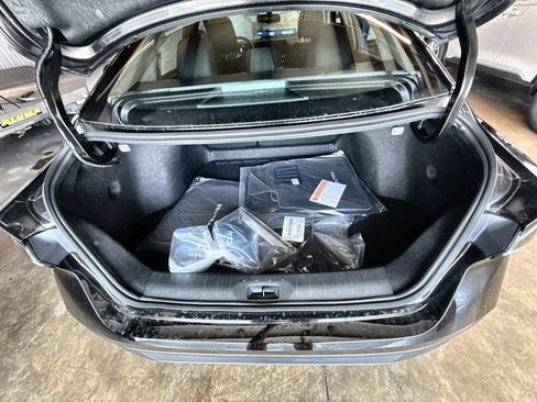 New 2026 Nissan Sentra SV w/ SV Convenience Package FWD image 19