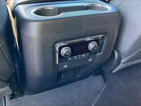 Certified 2024 Chevrolet Suburban RST AWD/4WD image 35