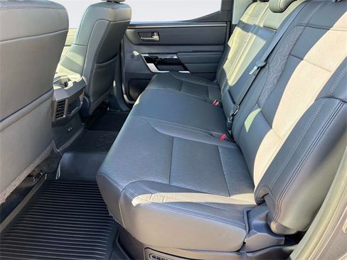 Used 2023 Toyota Tundra Limited image 15