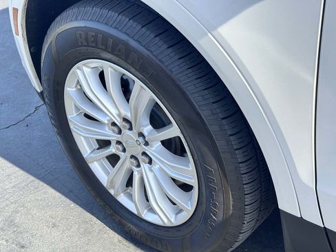 Used 2018 Cadillac XT5 FWD w/ LPO, Wheel Lock Package image 21
