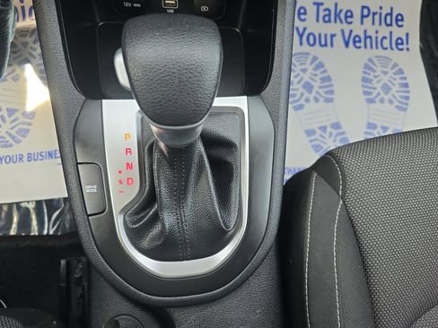 Used 2024 Kia Forte LXS image 29