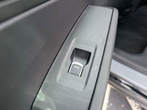 Used 2024 Honda Accord EX-L image 11