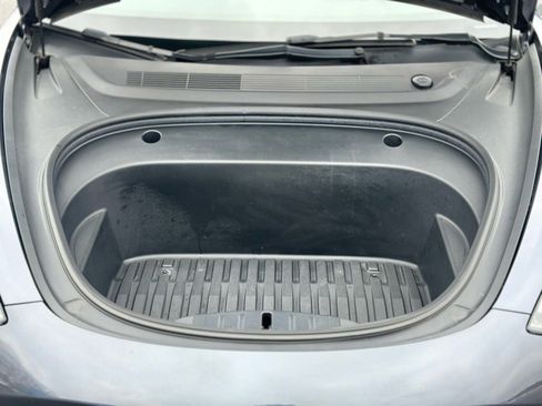 Used 2023 Tesla Model 3 Performance image 11