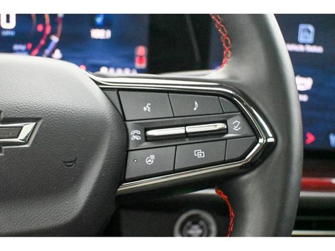 Used 2024 Chevrolet Traverse RS FWD image 47