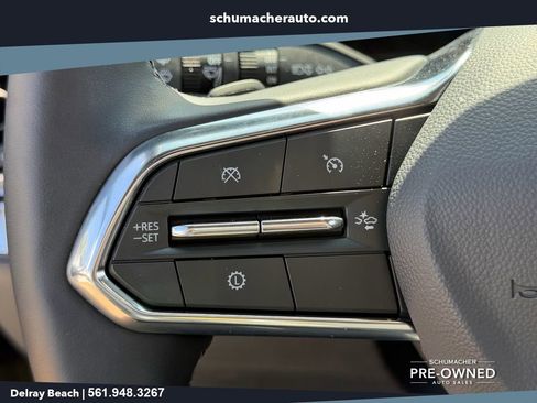 Used 2026 Chevrolet Equinox LT w/ Convenience Package II FWD image 25