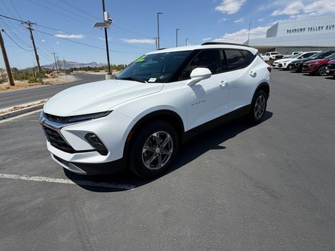 Used 2024 Chevrolet Blazer LT w/ Convenience Package FWD image 7