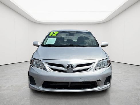 Used 2012 Toyota Corolla LE FWD image 2