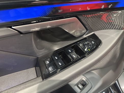 New 2026 BMW M5 w/ Carbon Package image 38