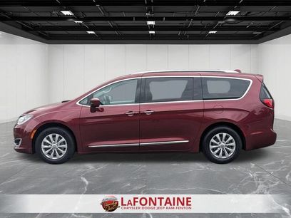 Used 2018 Chrysler Pacifica Touring-L Plus