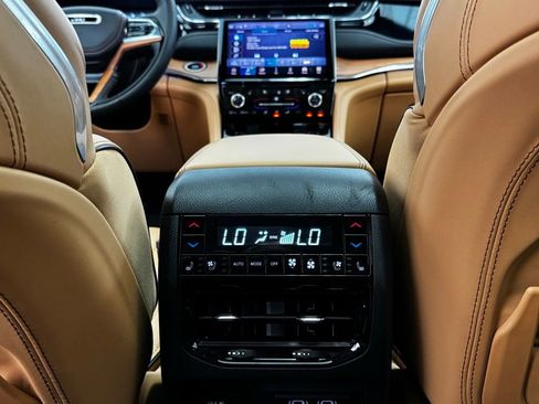 Certified 2025 Jeep Grand Cherokee L Summit image 11