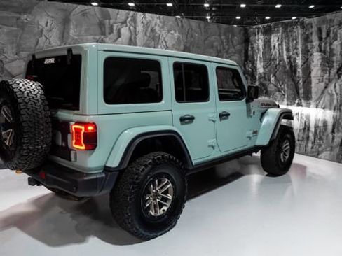 Used 2024 Jeep Wrangler Unlimited Rubicon 392 image 25