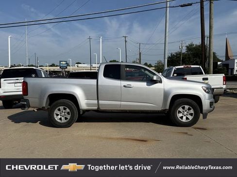 Used 2020 Chevrolet Colorado W/T w/ WT Convenience Package RWD image 3