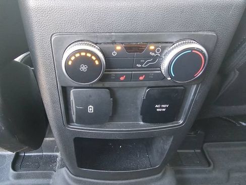 Used 2021 Ford Explorer Limited w/ Equipment Group 301A AWD/4WD image 23