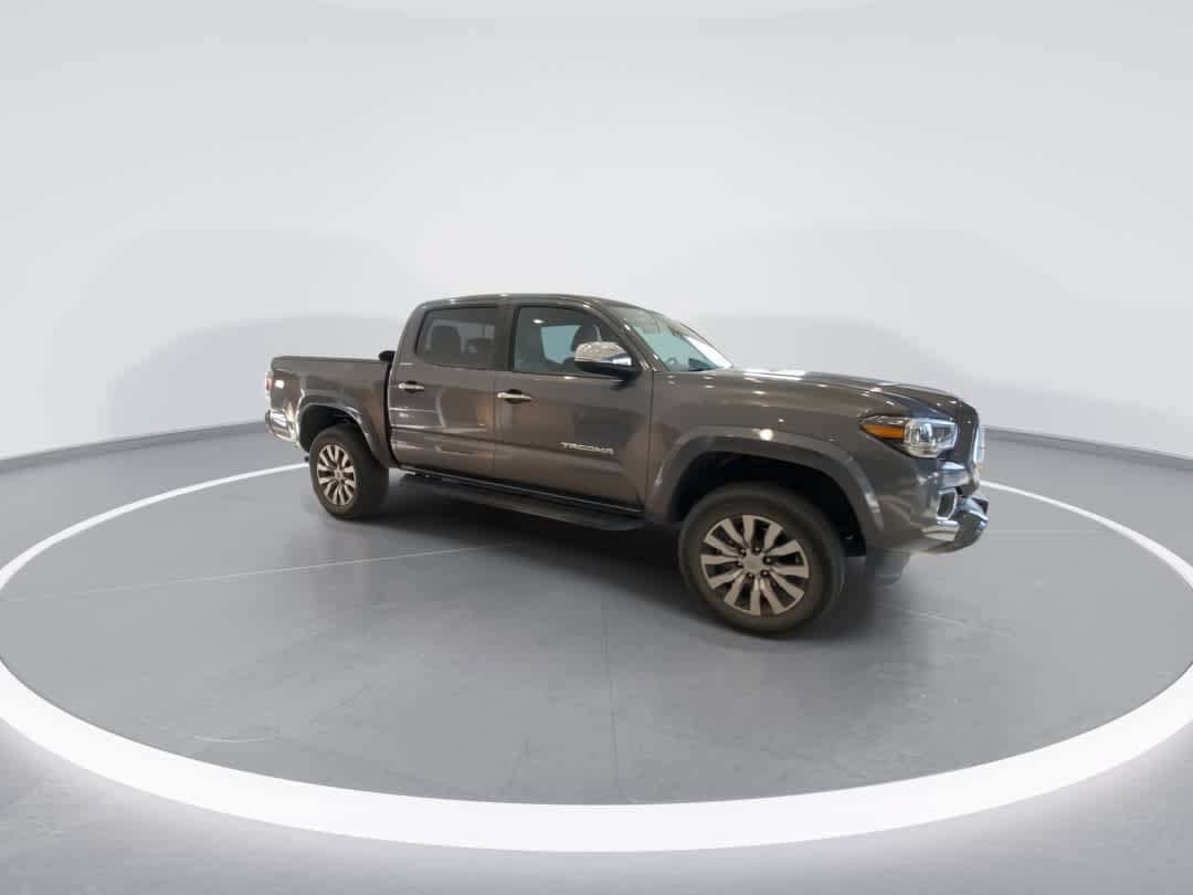 Certified 2021 Toyota Tacoma Limited AWD/4WD image 2