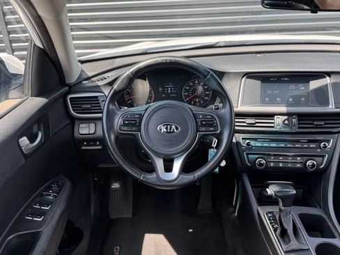 Used 2018 Kia Optima S w/ Panoramic Sunroof Package FWD image 18