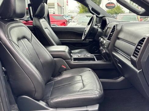 Used 2021 Ford Expedition Limited AWD/4WD image 18