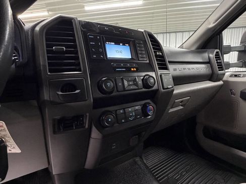 Used 2020 Ford F450 XL w/ Power Equipment Group image 45