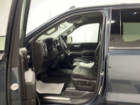Used 2019 Chevrolet Silverado 1500 LTZ AWD/4WD image 2