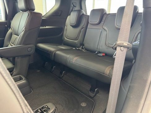 New 2026 Nissan Armada SL w/ Captain's Chari Seat Package image 21