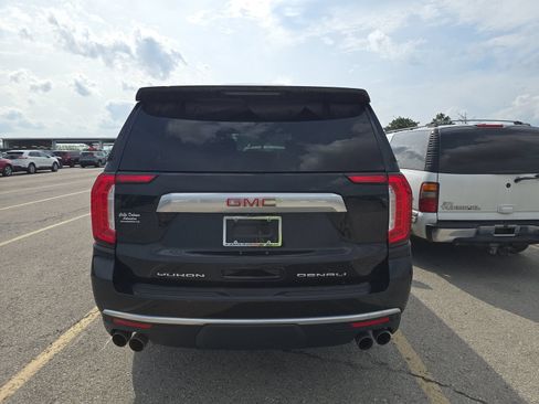 Used 2021 GMC Yukon XL Denali w/ Denali Ultimate Package AWD/4WD image 7