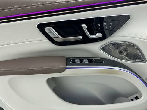 Certified 2023 Mercedes-Benz EQS 580 4MATIC SUV image 11