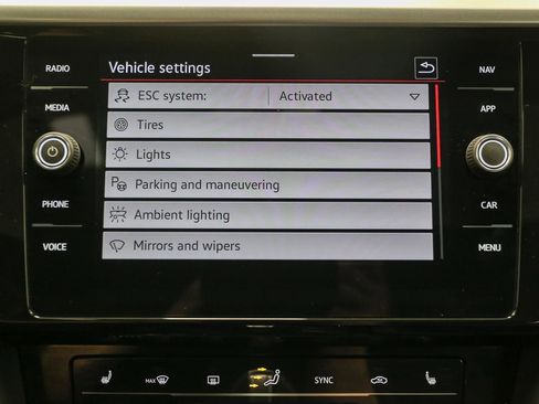 Certified 2023 Volkswagen Arteon SEL Premium image 34