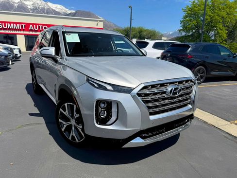 Used 2022 Hyundai Palisade SEL w/ 8P Bench Seat Package AWD/4WD image 2