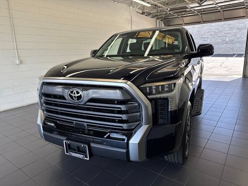 Used 2024 Toyota Tundra Limited AWD/4WD image 3
