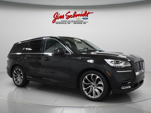 Used 2023 Lincoln Aviator Grand Touring w/ Equipment Group 301A image 2