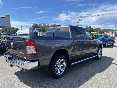 Used 2022 RAM 1500 Big Horn AWD/4WD image 3