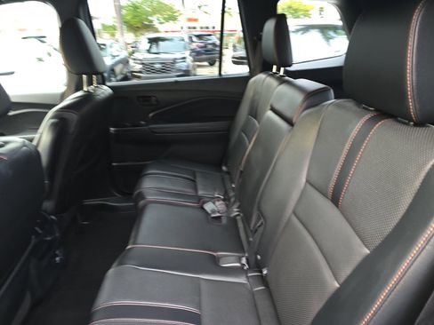 Certified 2023 Honda Passport TrailSport image 15