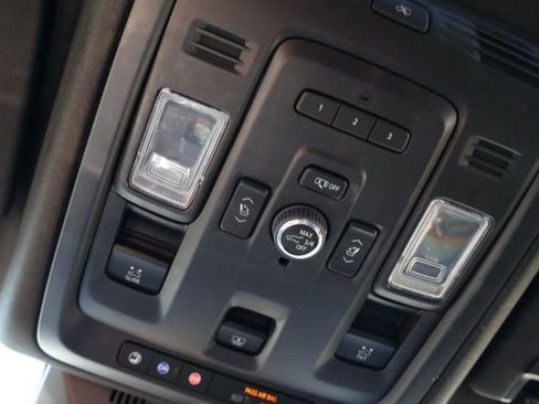 Used 2024 Cadillac Escalade ESV Sport RWD image 23