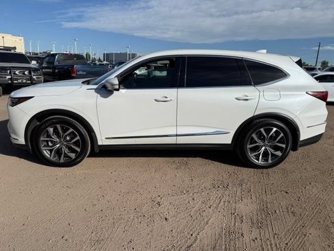 Used 2022 Acura MDX SH-AWD w/ Technology Package image 2