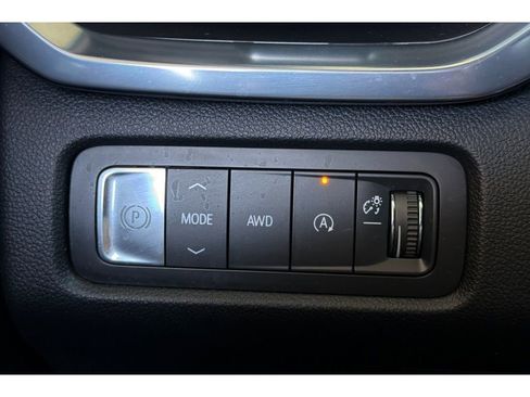 Used 2024 GMC Acadia AT4 w/ Luxury Package AWD/4WD image 33