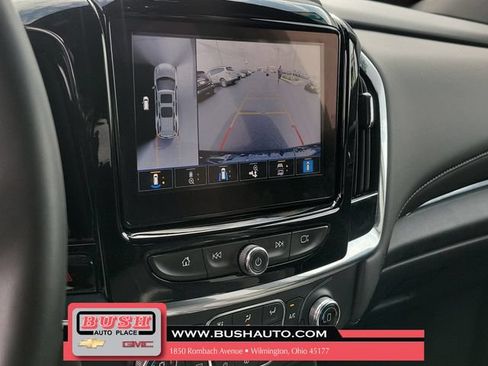 Used 2023 Chevrolet Traverse LT FWD image 29