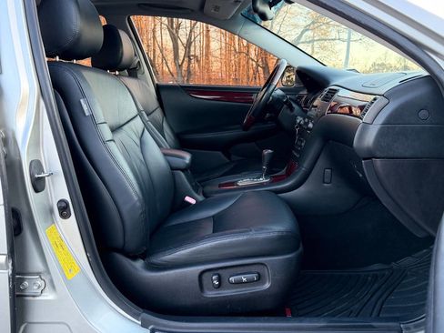 Used 2004 Lexus ES 330 image 19